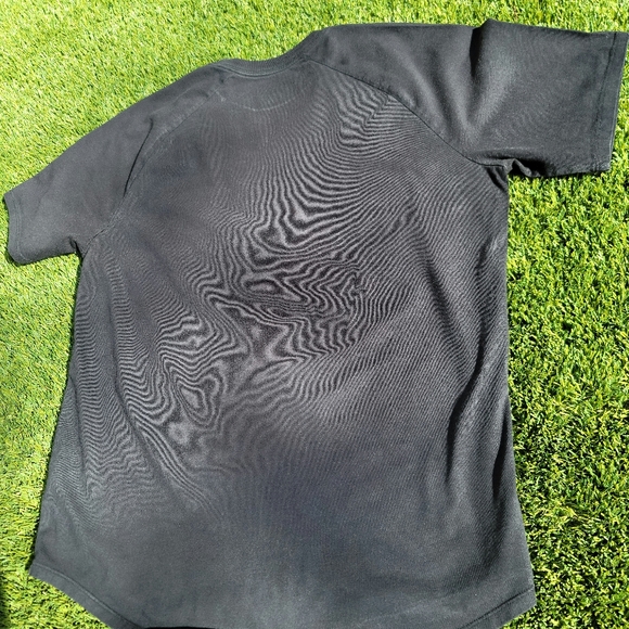 Nike - Picture 3 of 3